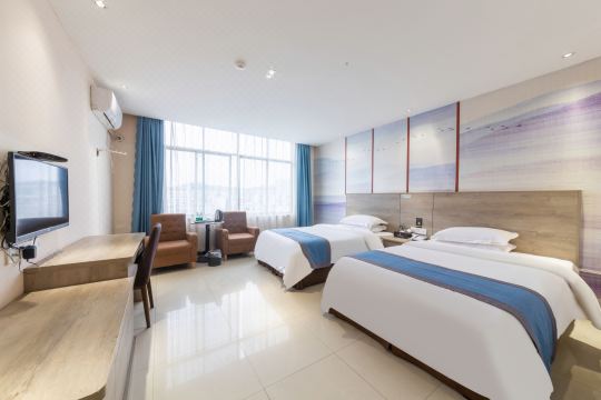 Weisu Hotel (Xinfeng Aoxin Fruit Wholesale Market)