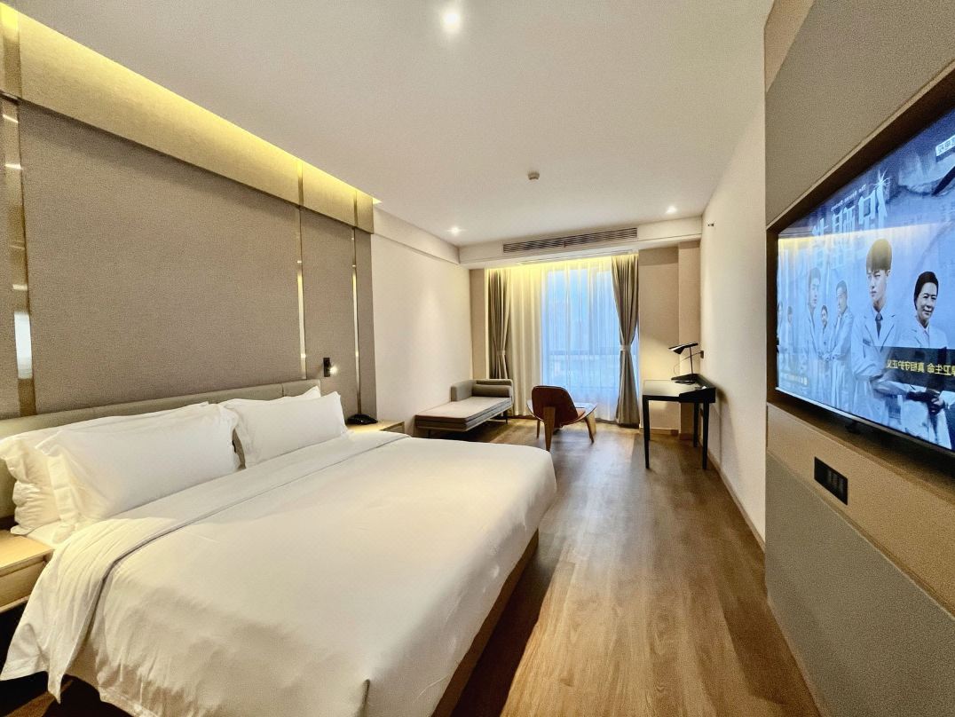 Tongbai Yun Hotel (Anqing Duxiu Avenue Greenland New Metropolis Branch)