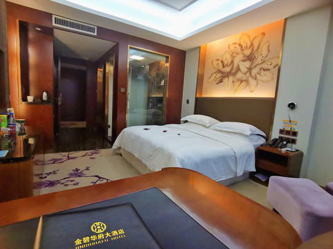 汨罗金碧华府大酒店