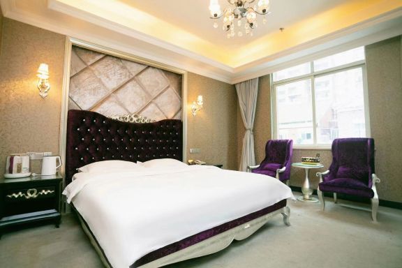 半岛假日酒店-官方