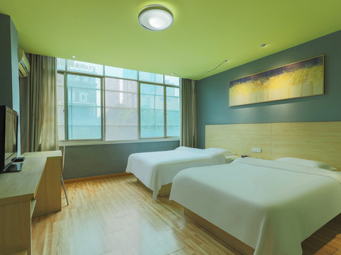 黔西一逸连锁酒店莲城大道店