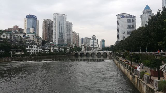 甲秀广场旅行图片 2