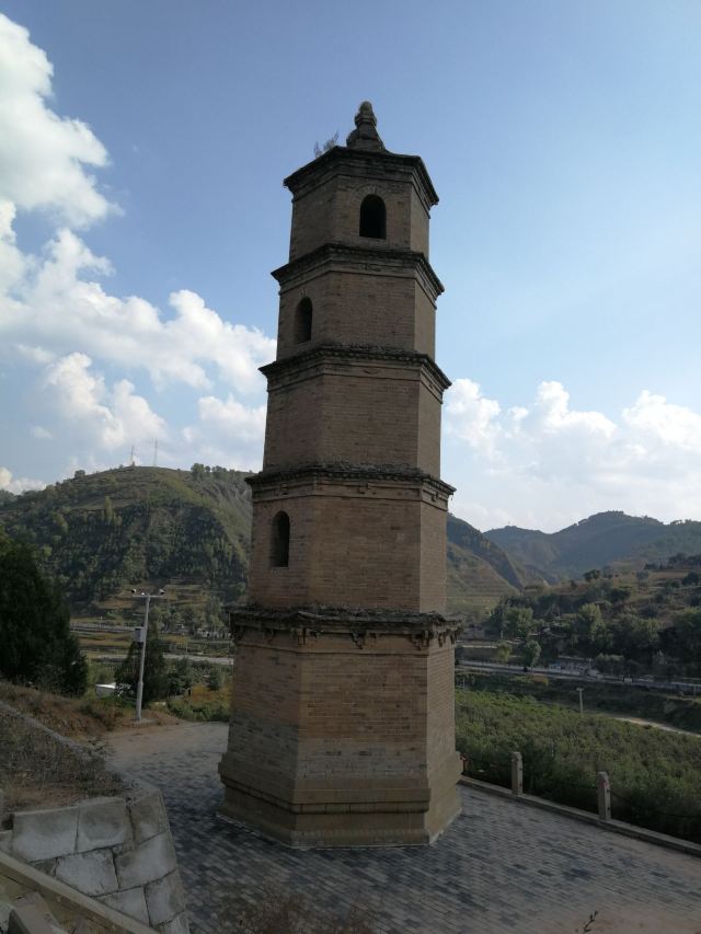 钟山石窟旅行图片 2
