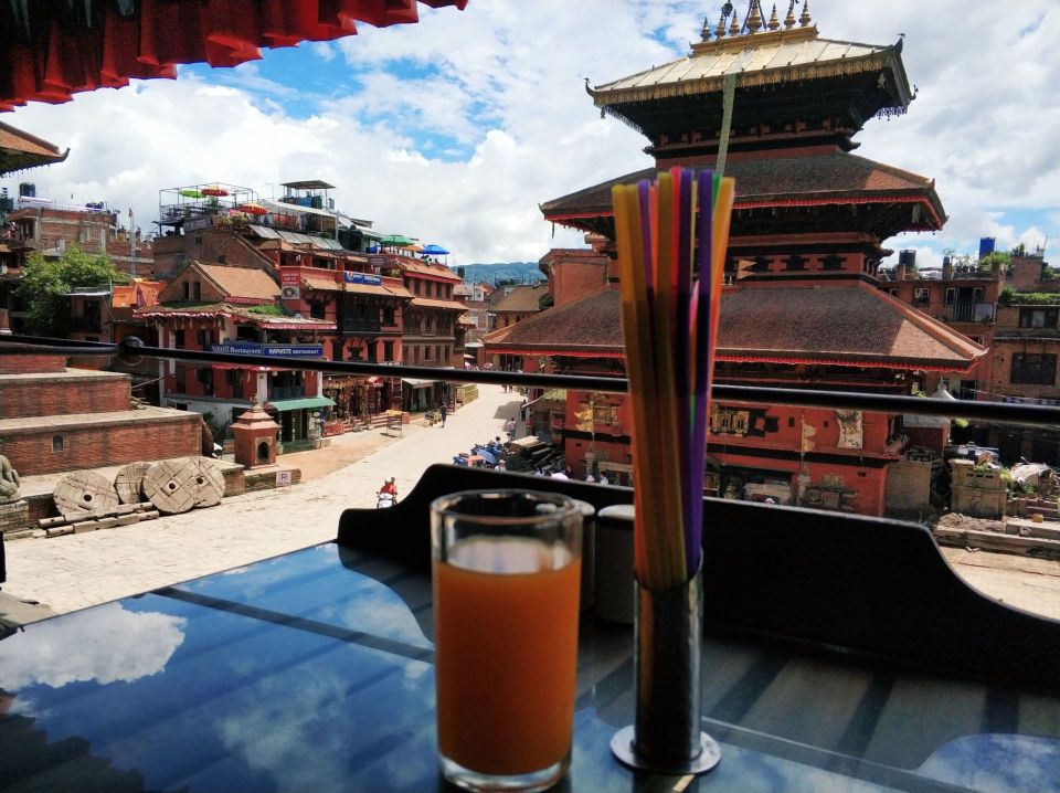 Nyatapola Rooftop Cafe餐厅图片