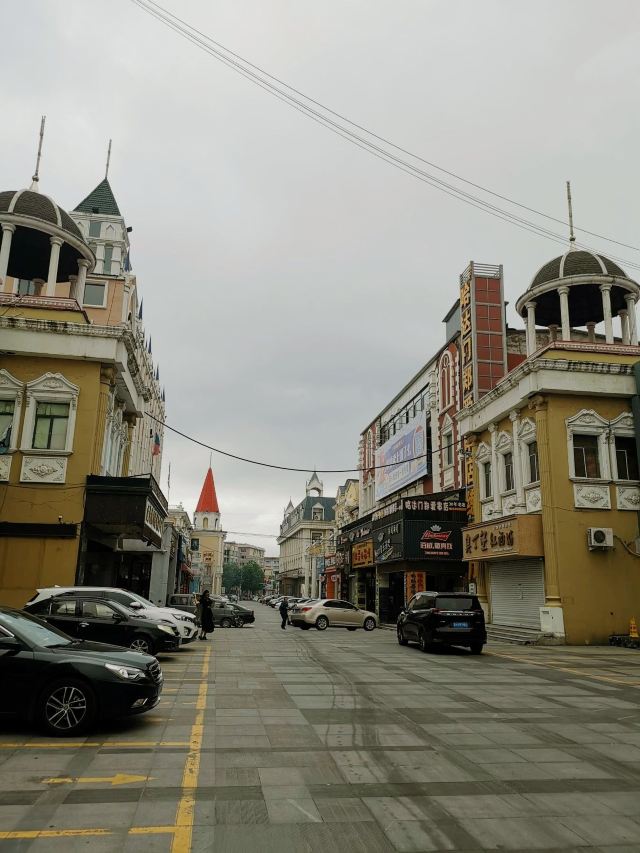 欧式街自喝啤酒广场旅行图片 3