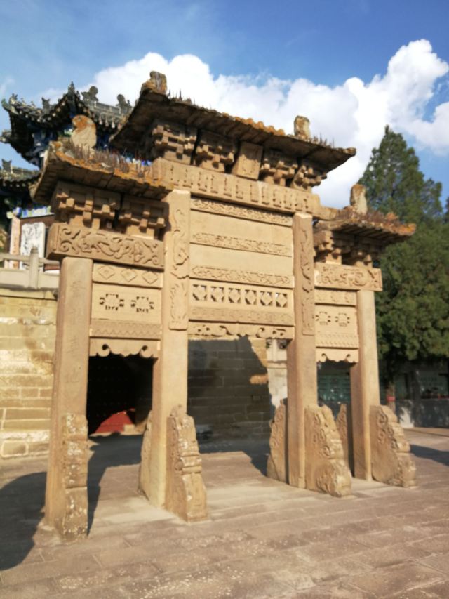 钟山石窟旅行图片 1