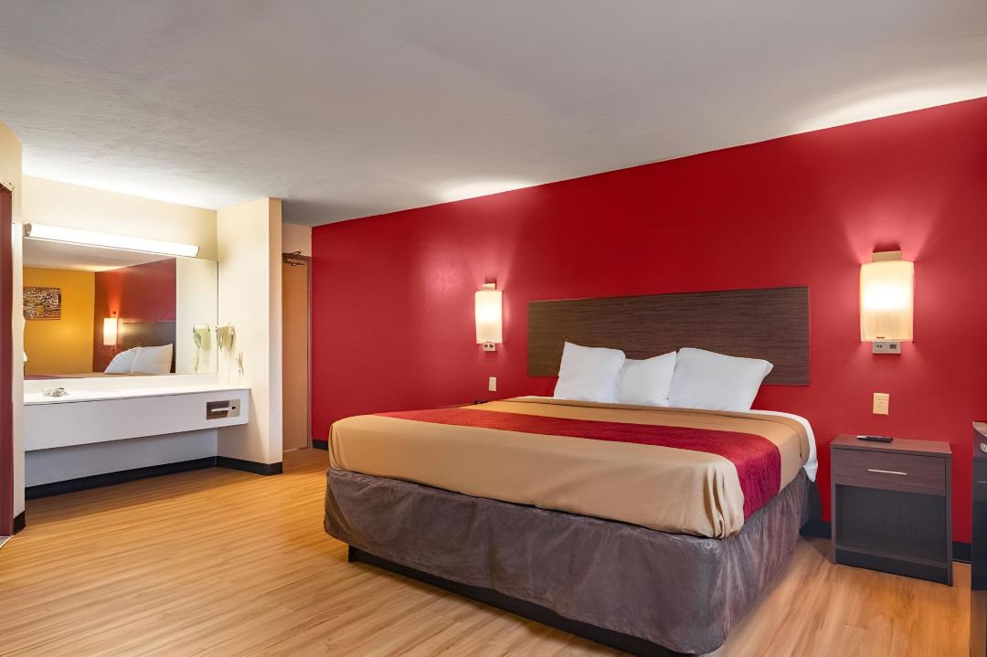 Econo Lodge Kent - Akron West