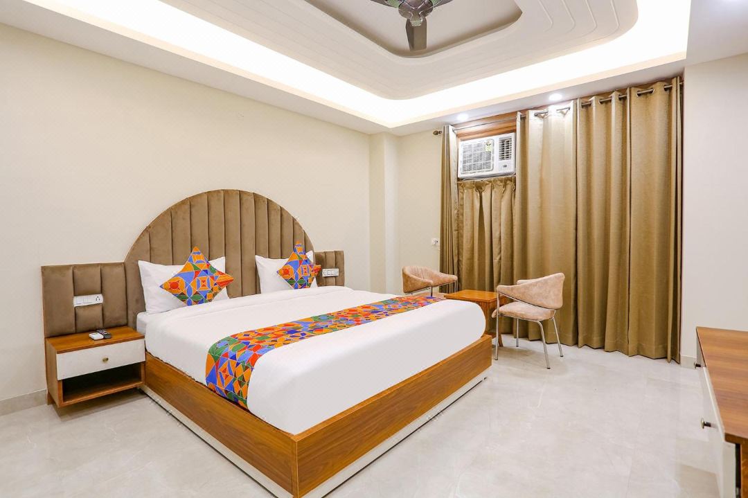FabHotel Raahi Retreat Near Star Mall & 32nd Avenue, Gurugram