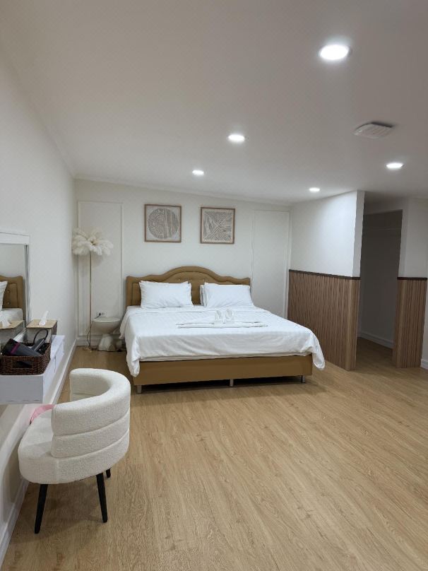 Bangna Apartment Opposite Bitec Bangna