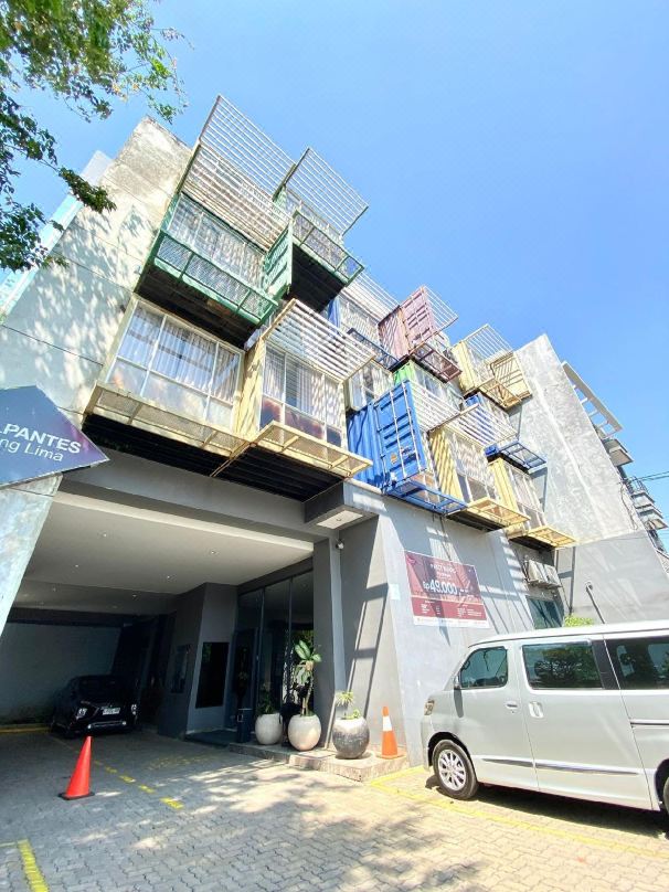 HOTEL PANTES SIMPANG LIMA SEMARANG