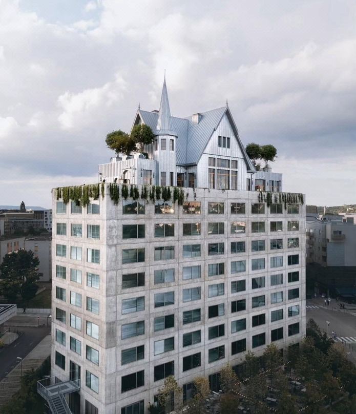 Maison Heler Metz, Curio Collection by Hilton