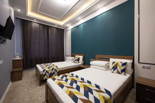 Double L Hotel