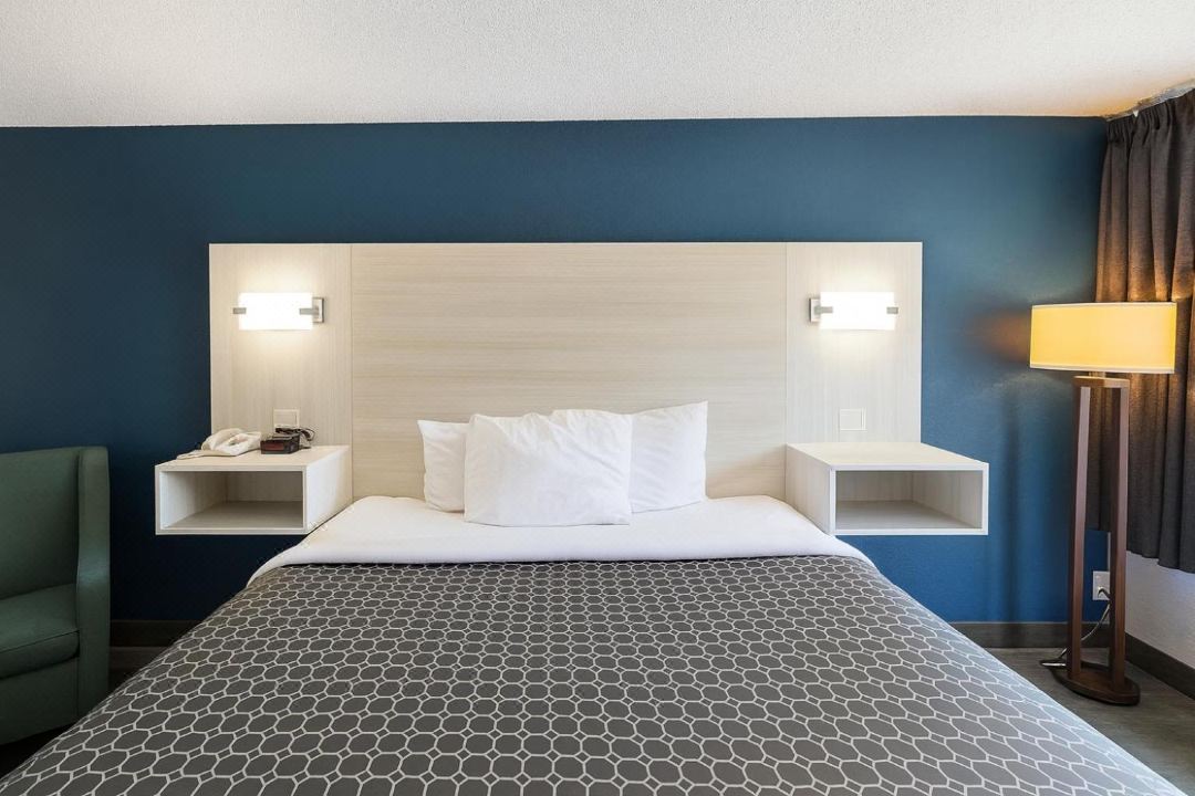 Suburban Studios McDonough South I-75