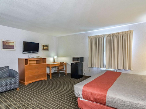 迈阿密东北部大急流6号汽车旅馆