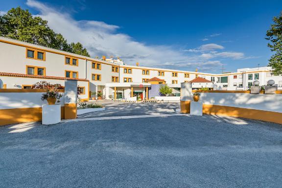 宜必思埃武拉酒店-官方