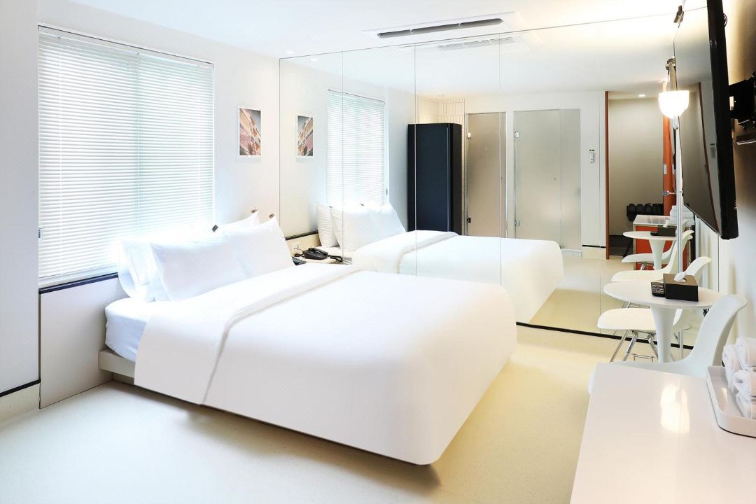HOTEL RUGO