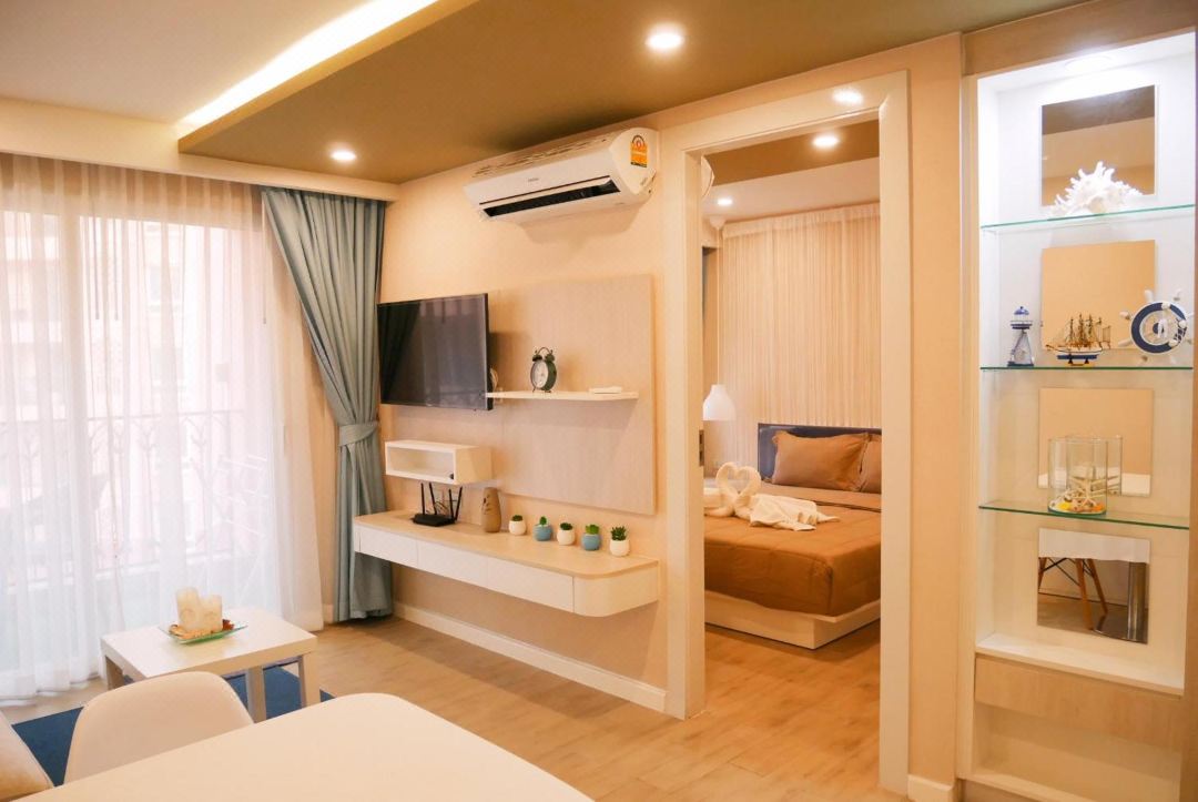 Seven Seas Resort Pattaya & Sofa Bed