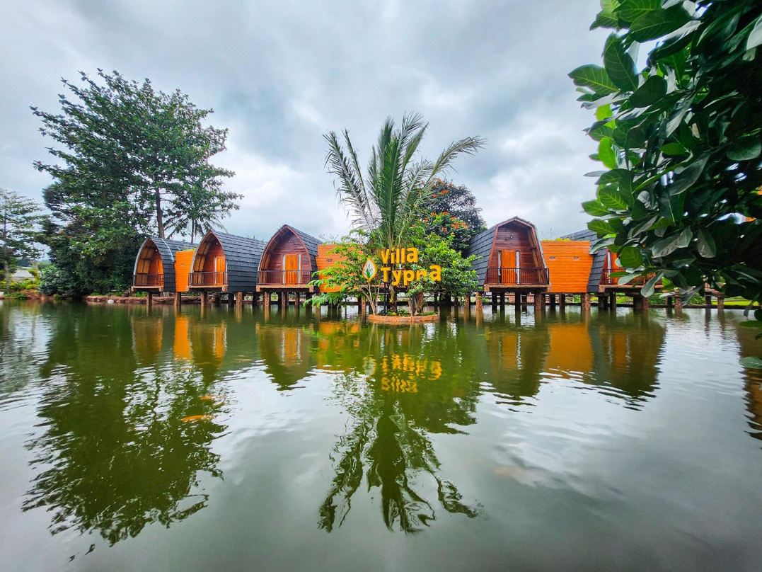 Chevilly Resort & Camp