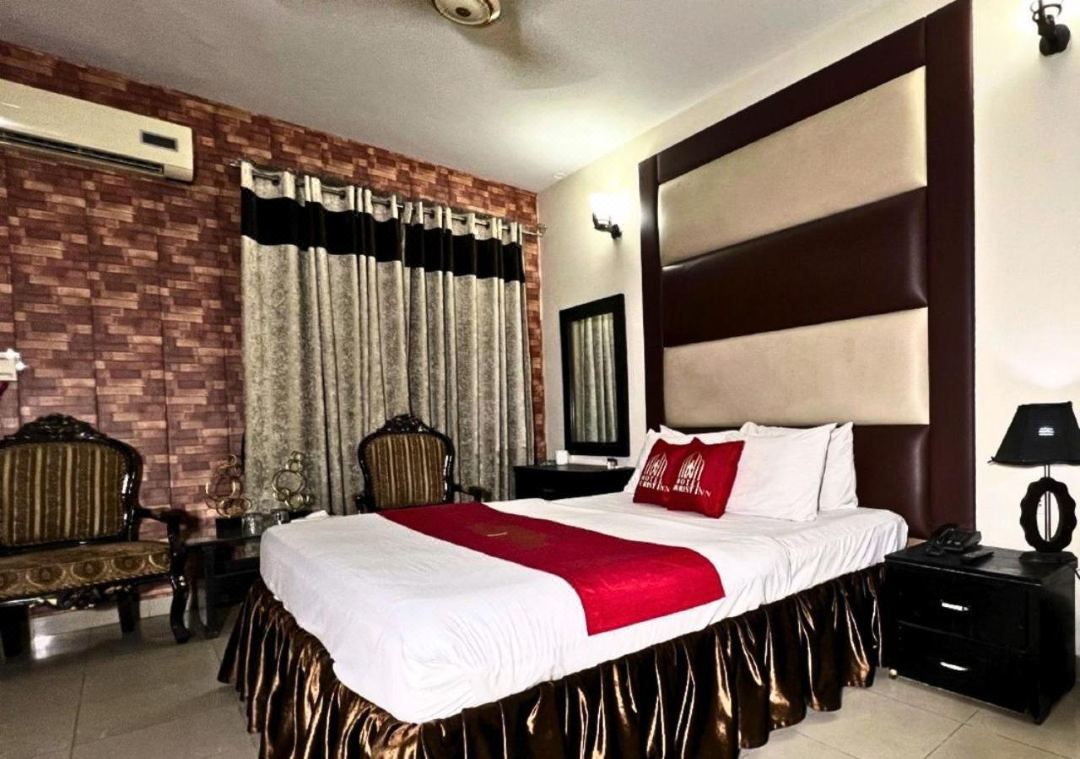 Hotel Tourist Inn Lahore