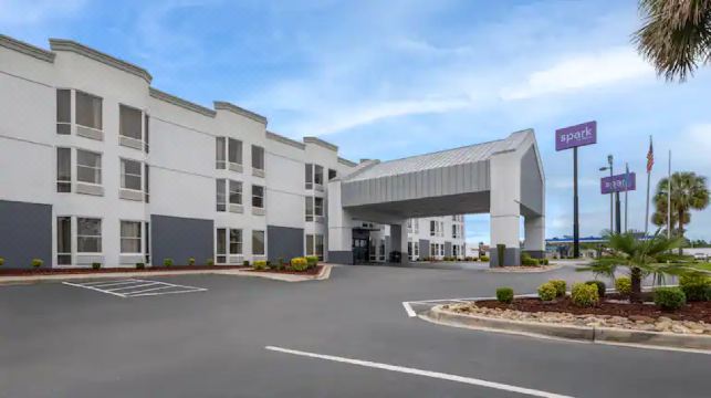 Spark by Hilton Florence North I-95, SC