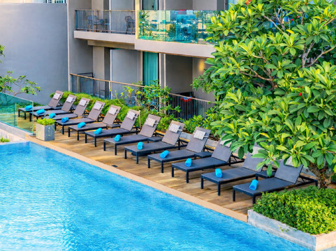 安逸普吉岛芭东酒店主图