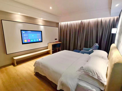 万事达华侨酒店