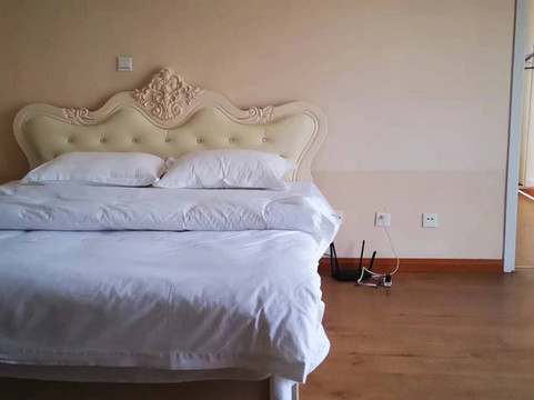 花样年华三期公寓酒店(大连东港商务区店)主图