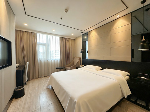 假日sunshine酒店(成都玉林西路衣冠庙地铁站店）主图