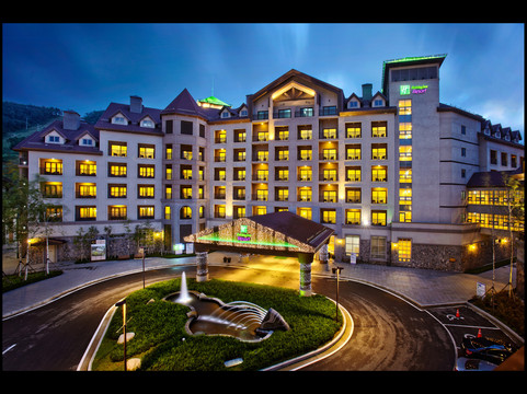 平昌郡酒店住宿-平昌阿尔卑希亚假日酒店