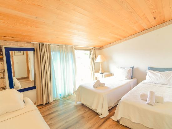Alacati Asmalı Konak Otel Room Type - Triple Room with Balcony