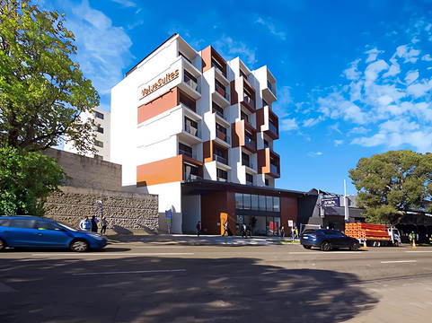 绿色广场价值酒店主图