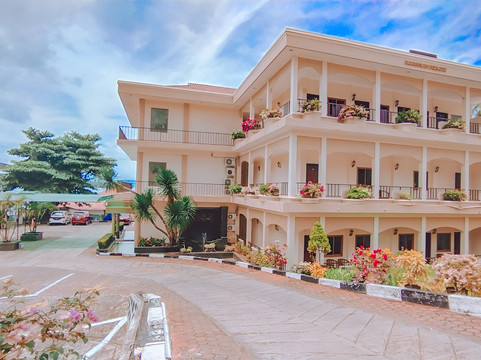 曼斯南岛海滩度假村酒店