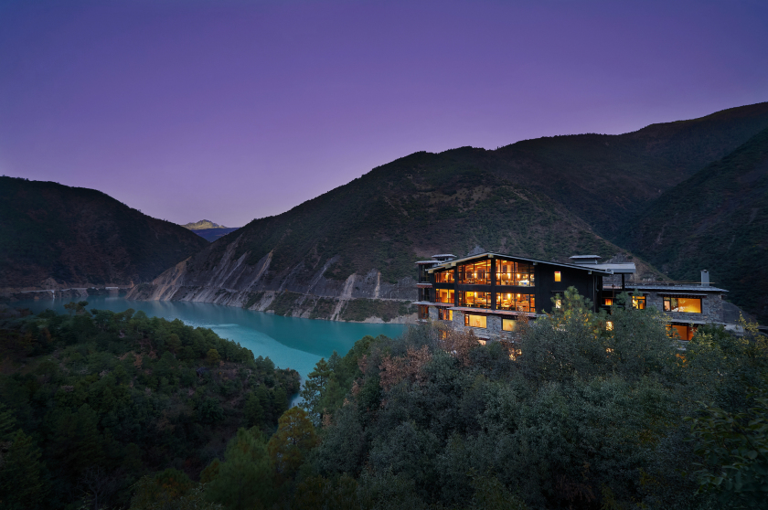 德钦松赞茨中酒店-官方