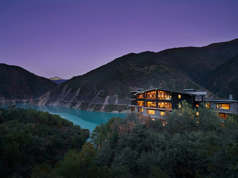 云南省酒店住宿-松赞茨中山居