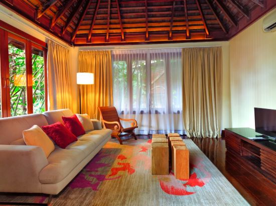 Bunga Raya Island Resort & Spa Room Type - Deluxe Villa