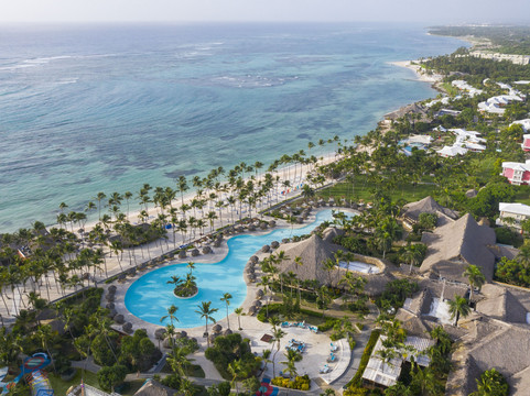 蓬塔卡纳地中海度假村