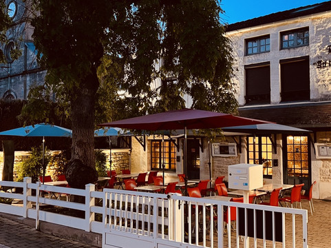 Chamarandes-Choignes酒店住宿-Hostellerie Au Rendez Vous Des Amis