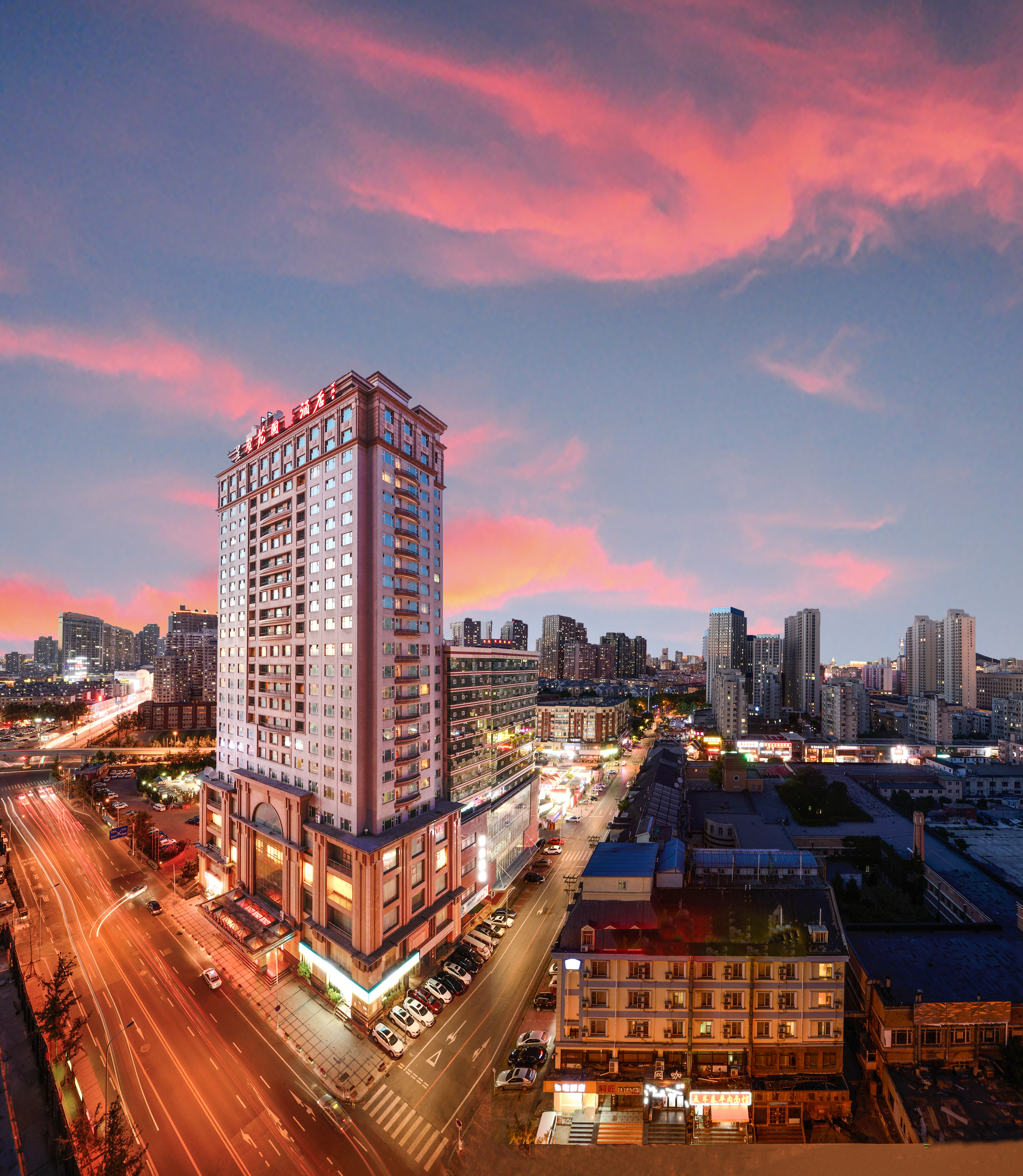 大连昱圣苑国际酒店（罗斯福广场西安路地铁站店）-官方