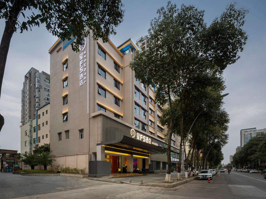 朵兰达LAB酒店（绵阳高新区店）