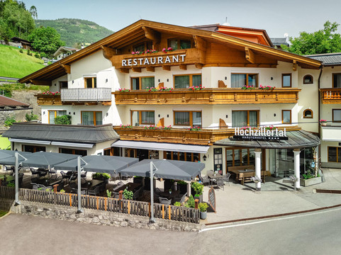 Kaltenbach酒店住宿-Kräuterhotel Hochzillertal****