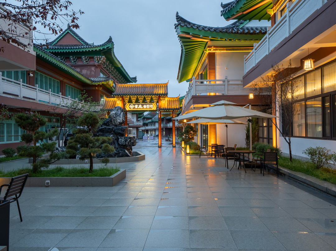 雪庭·松峦阁私汤庭院民宿(延吉民俗园店)