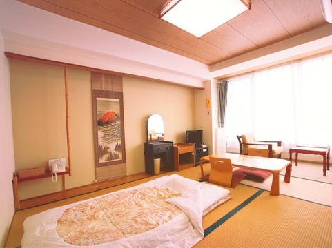 汤之川温泉 雨宫馆酒店主图