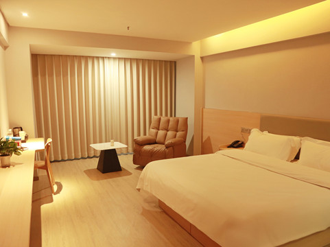 蕲春尚一特连锁酒店（大中华棕盛广场店）