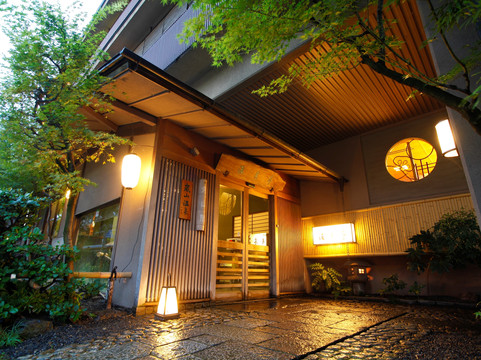 渡月亭酒店主图