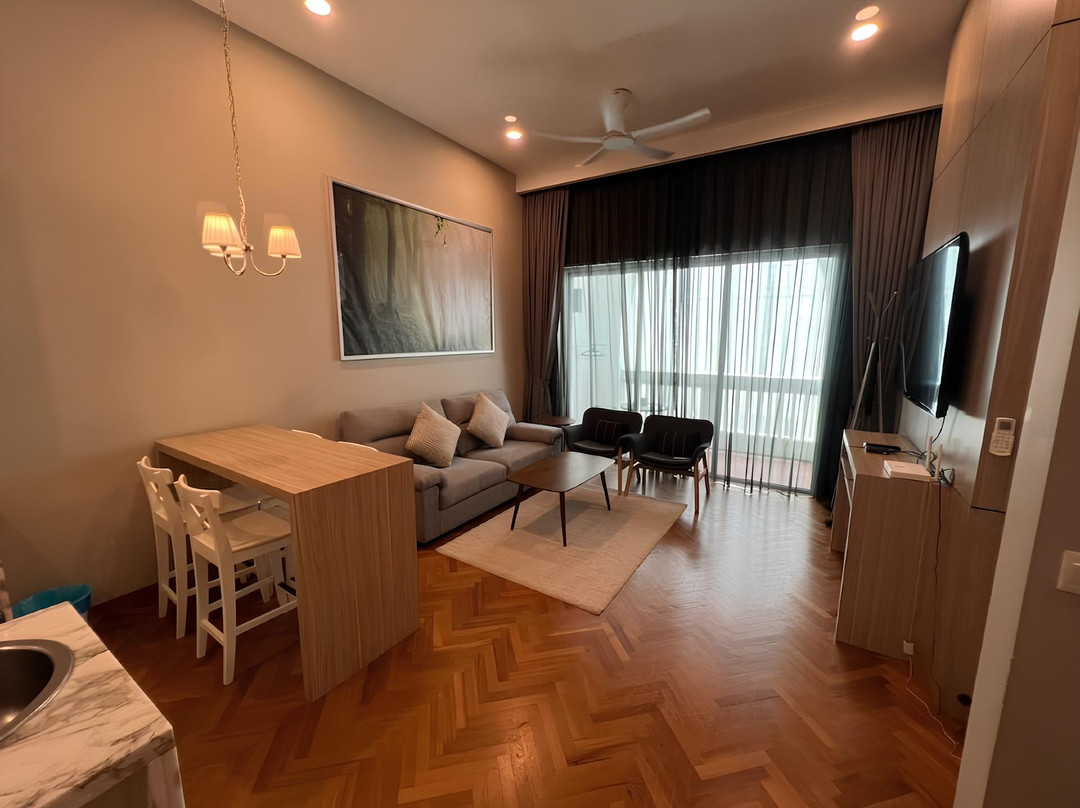 Tree Premier Suite Strait Quay Luxury Marina Suite