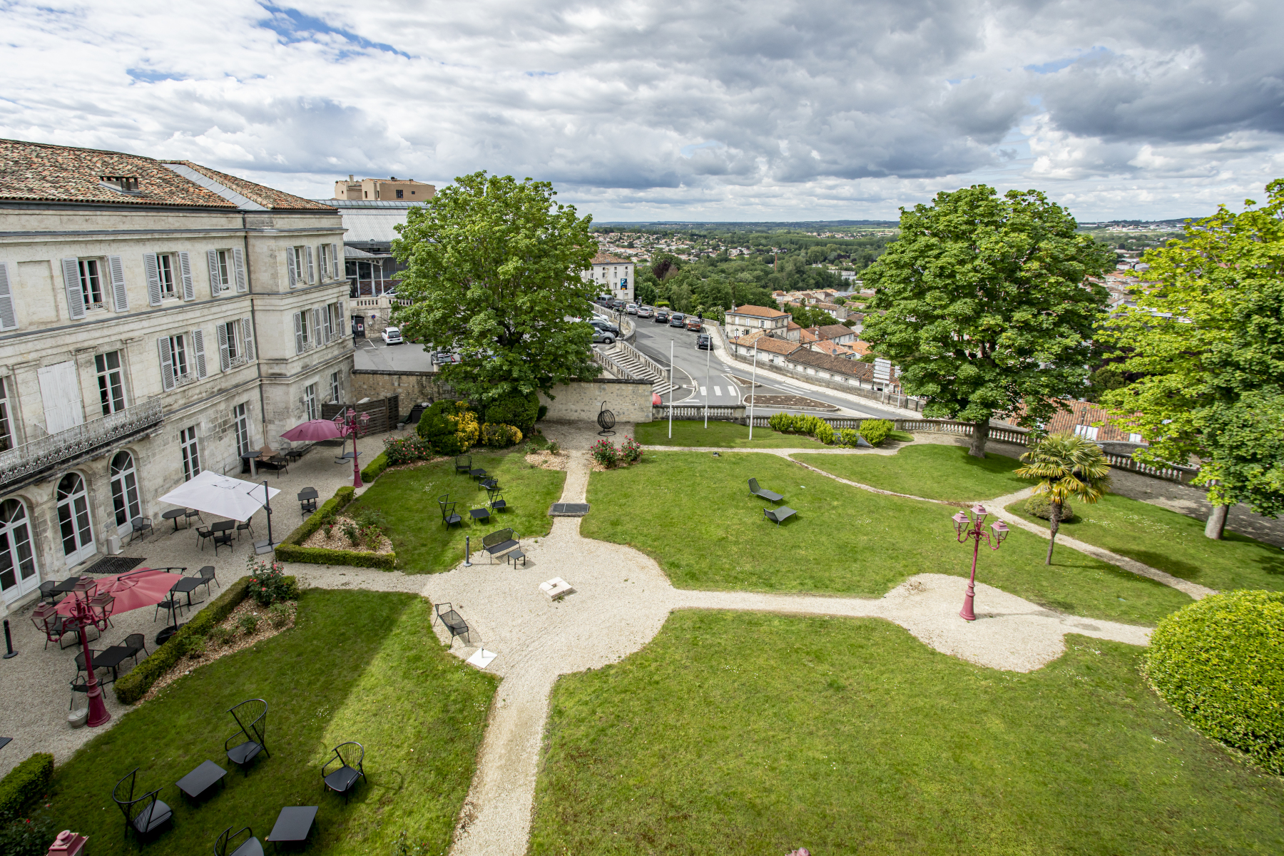 法国昂古莱姆美居酒店-官方
