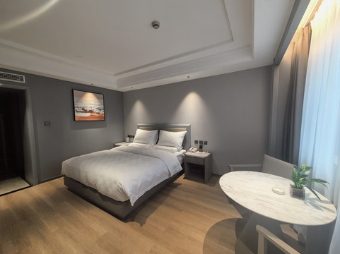 阳光假日大酒店