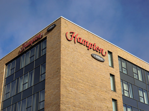 爱丁堡西区希尔顿欢朋酒店主图