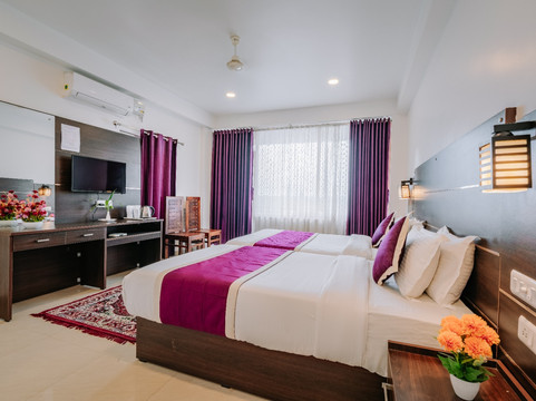 Chakkuppallam酒店住宿-Hotel Mountain Hues