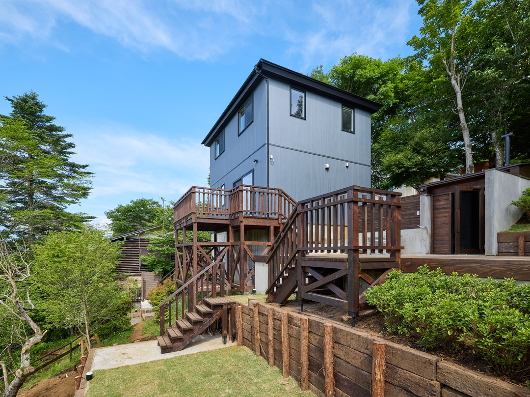 Adult villa with sauna, BBQ & fire pit, Mt. Fuji & lake view — COCO VILLA YAMANAKAKO